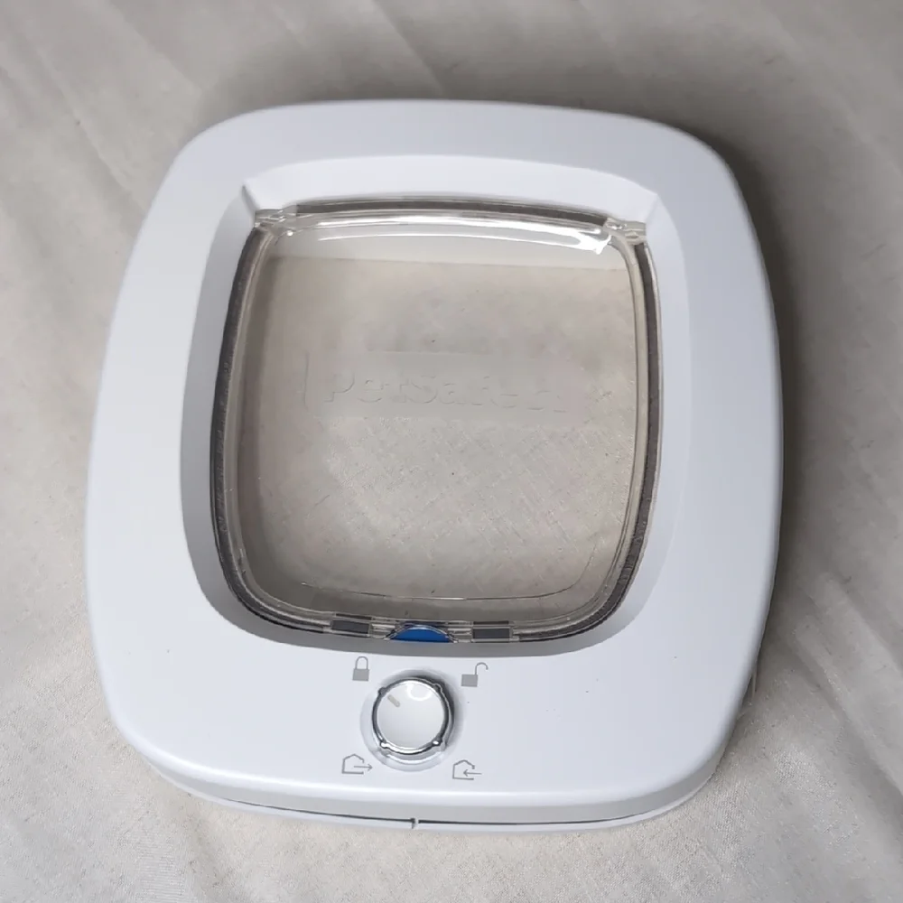 PetSafe White Pet Door for cats or small dogs.